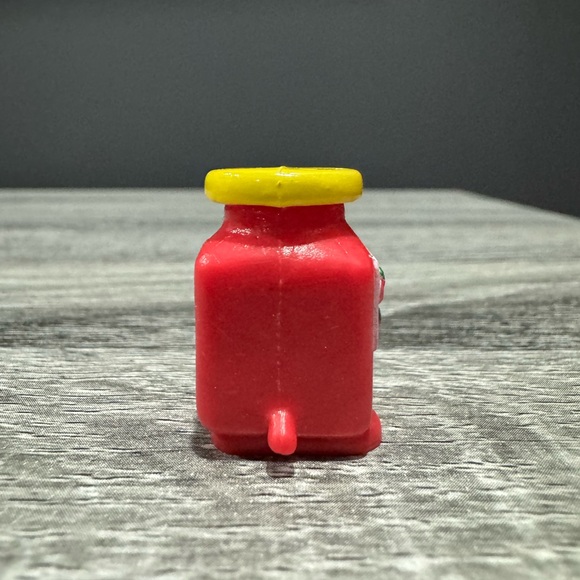 Shopkins | Family Food: Timmy Tomato Paste (6-020) - Mini Collectible Figure - Picture 3 of 6
